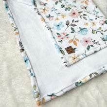Charger l'image dans la galerie, Doudou douceur - Fleurs d’été