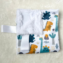 Charger l'image dans la galerie, Doudou étiquette minky/fourrure Préhistoire