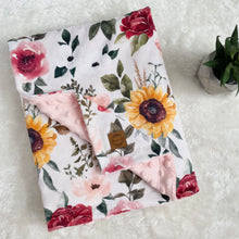Charger l'image dans la galerie, Couverture en minky - Bouquet d’automne