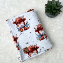 Charger l'image dans la galerie, Doudou douceur - Vache d’hiver