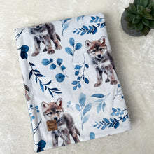 Charger l'image dans la galerie, Couverture en minky - Louveteaux