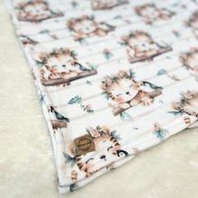 Charger l'image dans la galerie, Doudou douceur - Petite tigresse