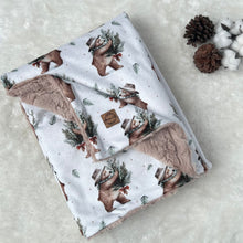 Charger l'image dans la galerie, Couverture minky / fourrure - Ours à la sapinière