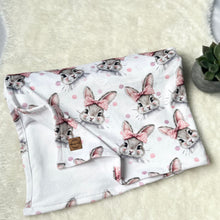 Charger l'image dans la galerie, Doudou douceur - Petite lapine