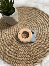 Charger l'image dans la galerie, Jouet de dentition - Baleine