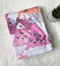 Charger l'image dans la galerie, Couverture en minky - Montagnes bohèmes