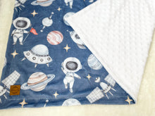 Charger l'image dans la galerie, Couverture en minky - L’espace