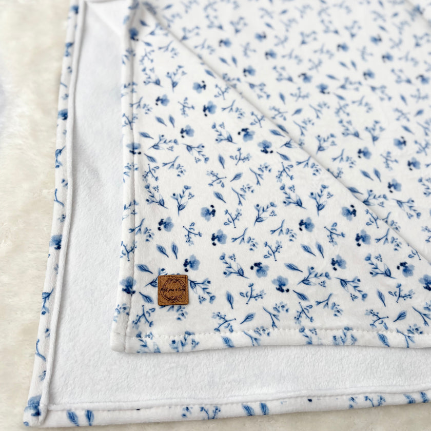 Doudou douceur - Fleurs bleues vintages