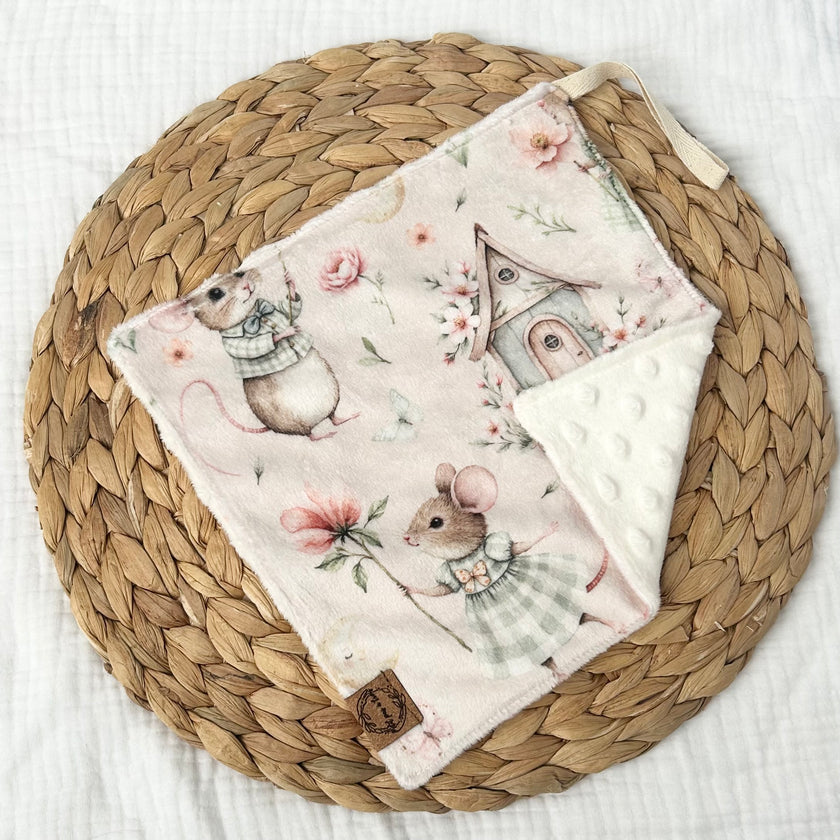 Doudou attache-suce prête-à-partir