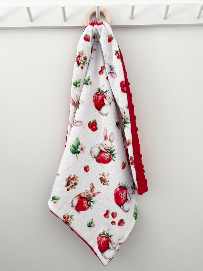 Doudou de transport - Lapin et fraise