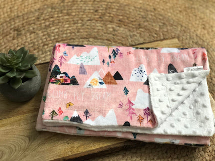 Couverture en minky - Montagnard rose