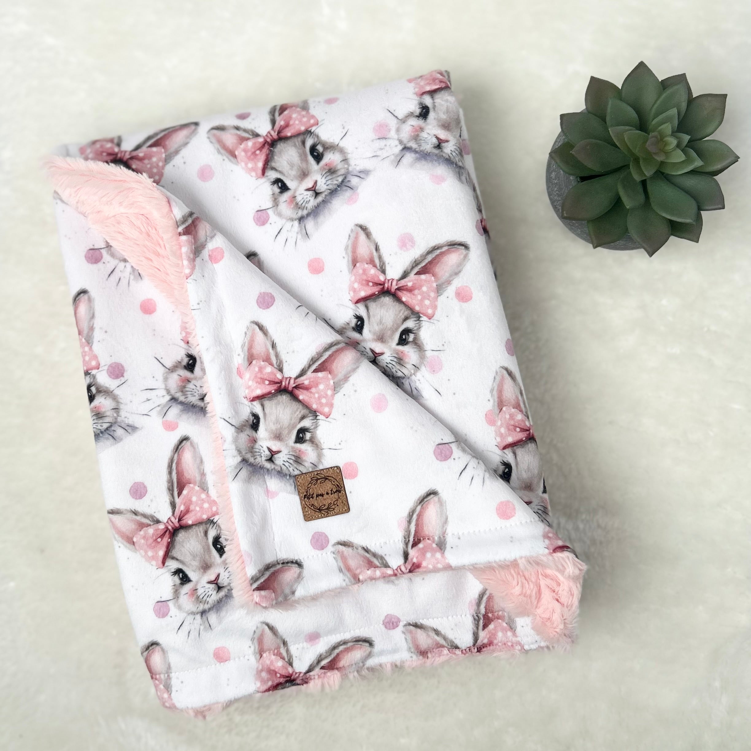 Couverture minky/fourrure - Petite lapine