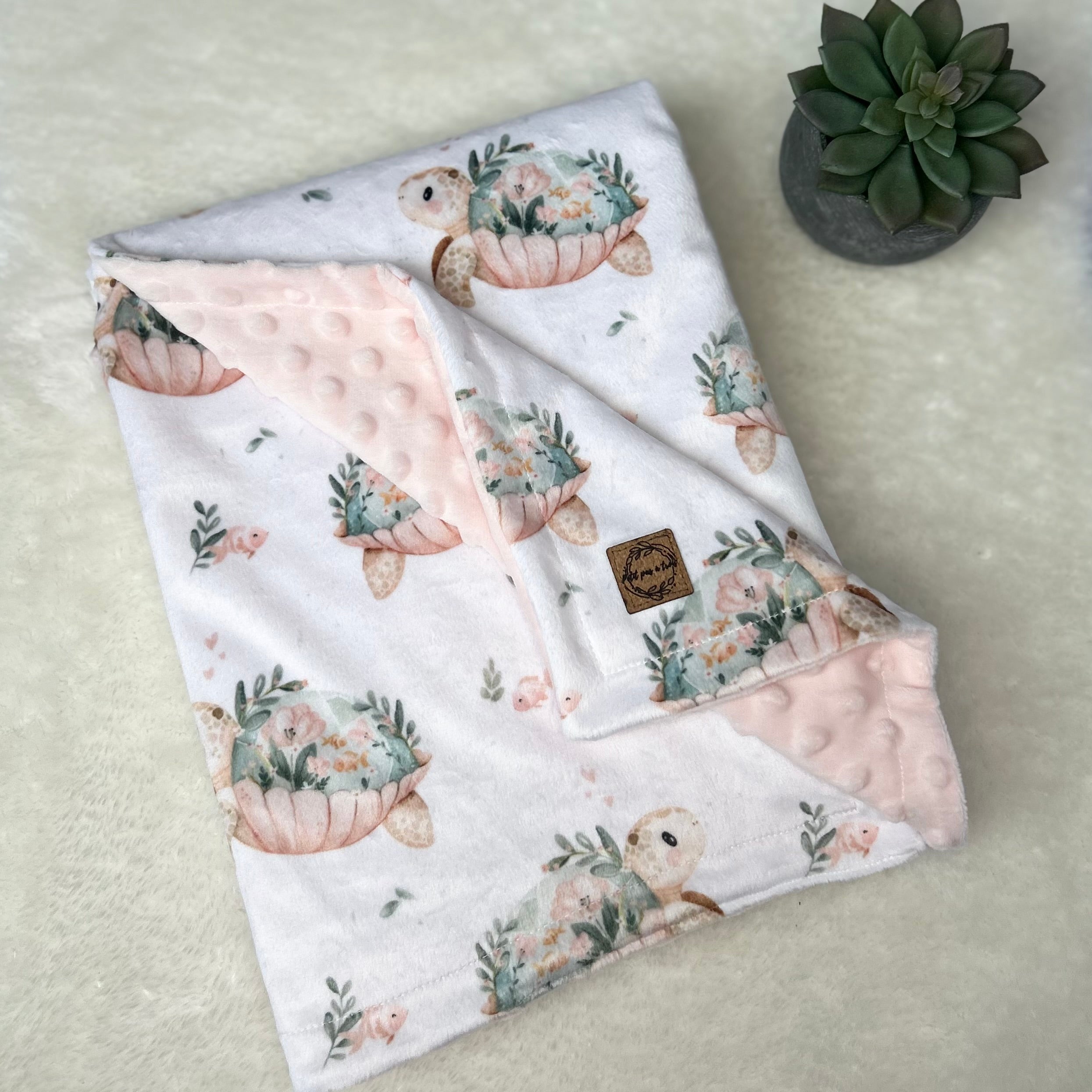 Couverture en minky - Tortues fleuris