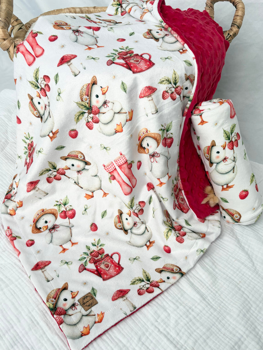Couverture en minky - Framboises et plumes