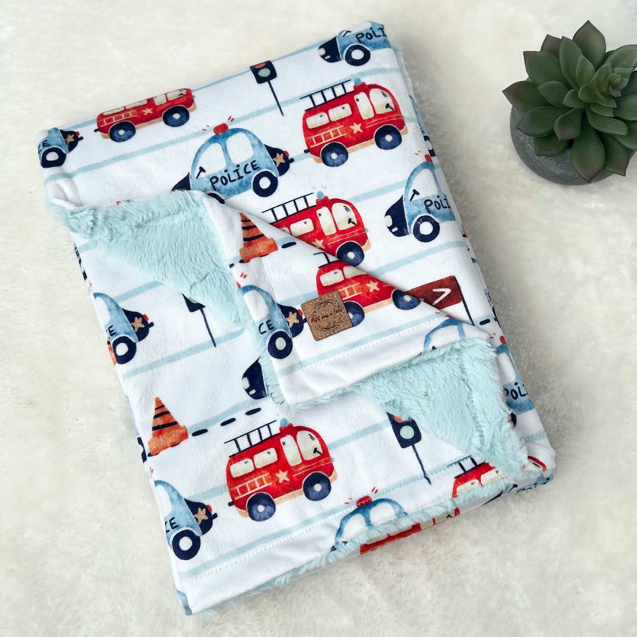 Couverture minky / fourrure - Véhicule d’urgence