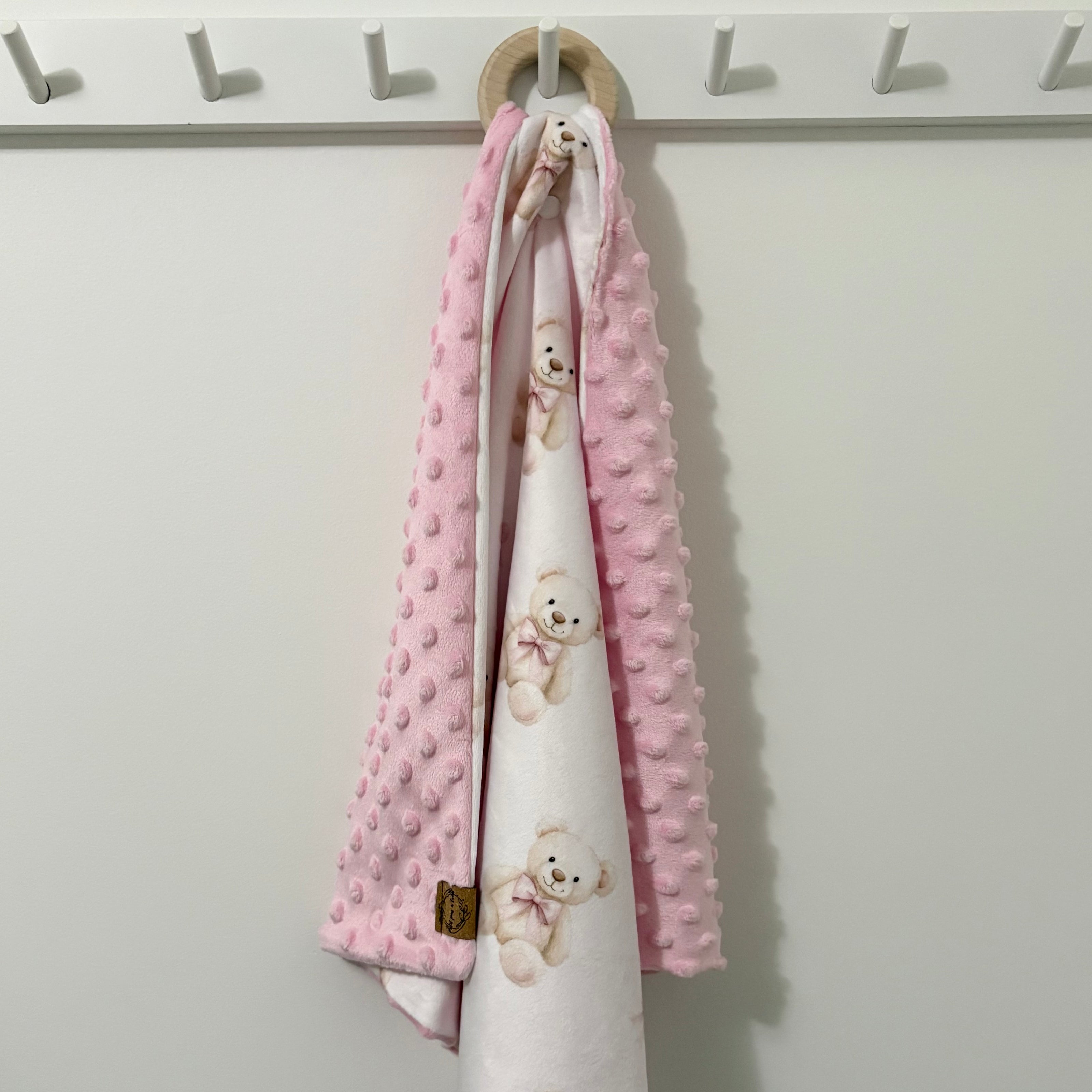 Doudou de transport - Petit ours et boucle rose
