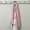 Doudou de transport - Petit ours et boucle rose