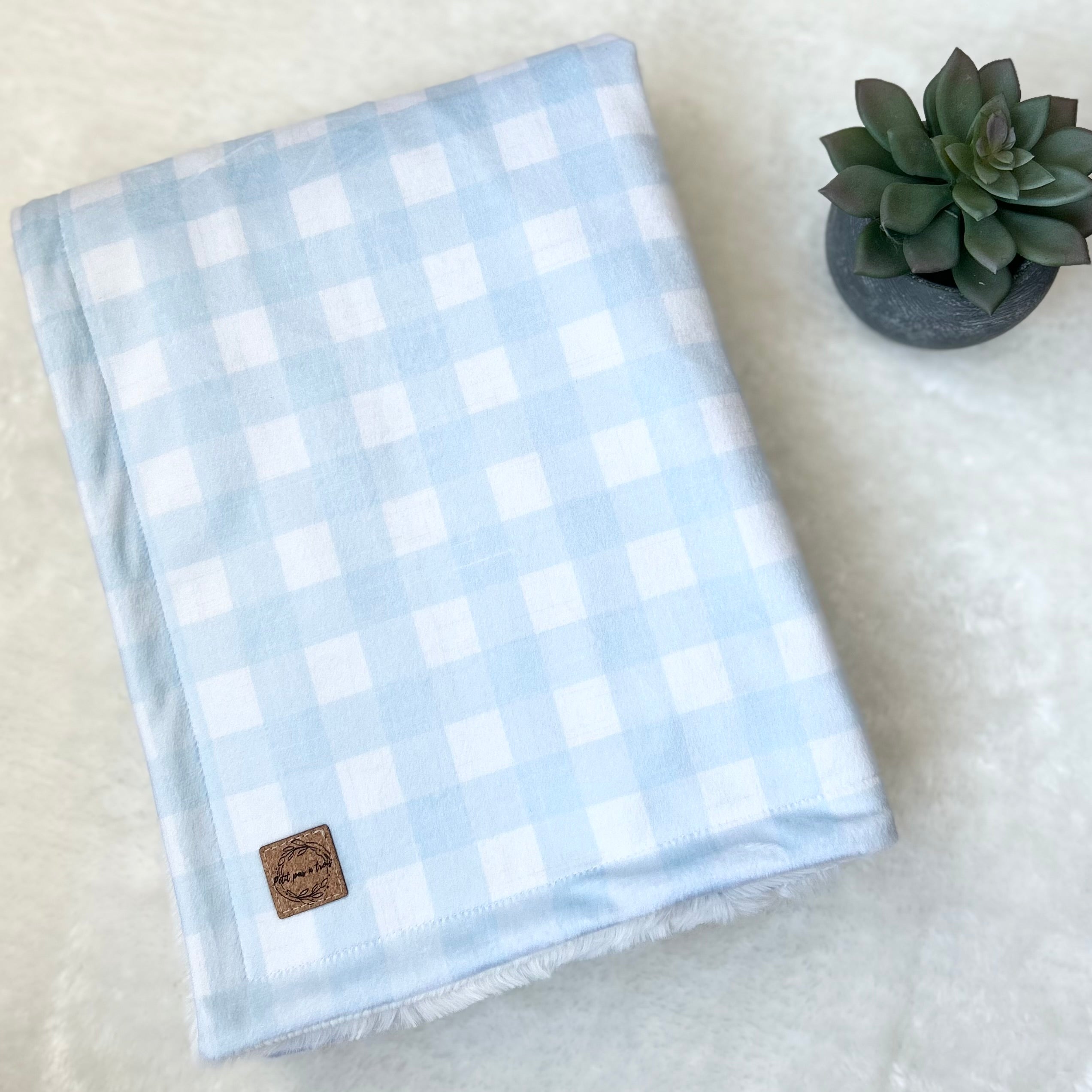 Couverture minky/fourrure - Gingham bleu poudre
