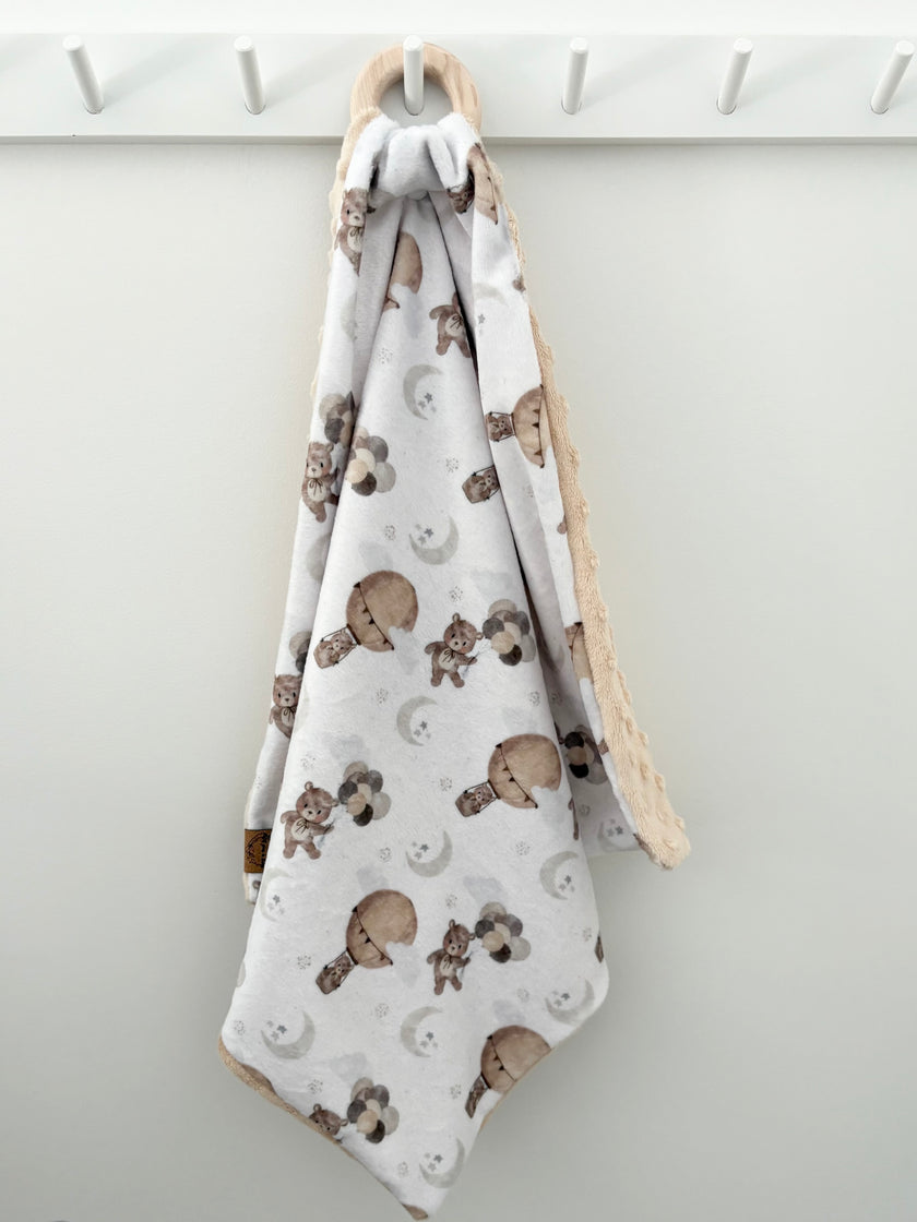Doudou de transport - Ourson dans le ciel