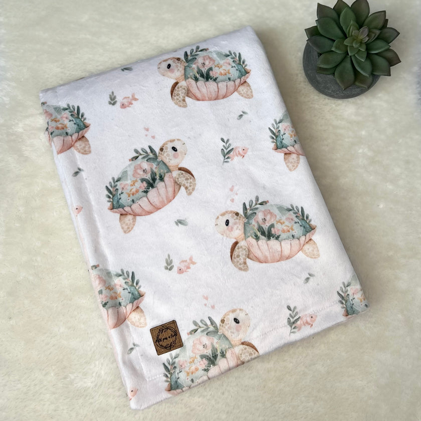 Couverture en minky - Tortues fleuris