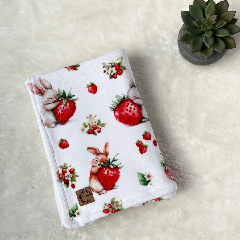 Doudou douceur - Lapins et fraises