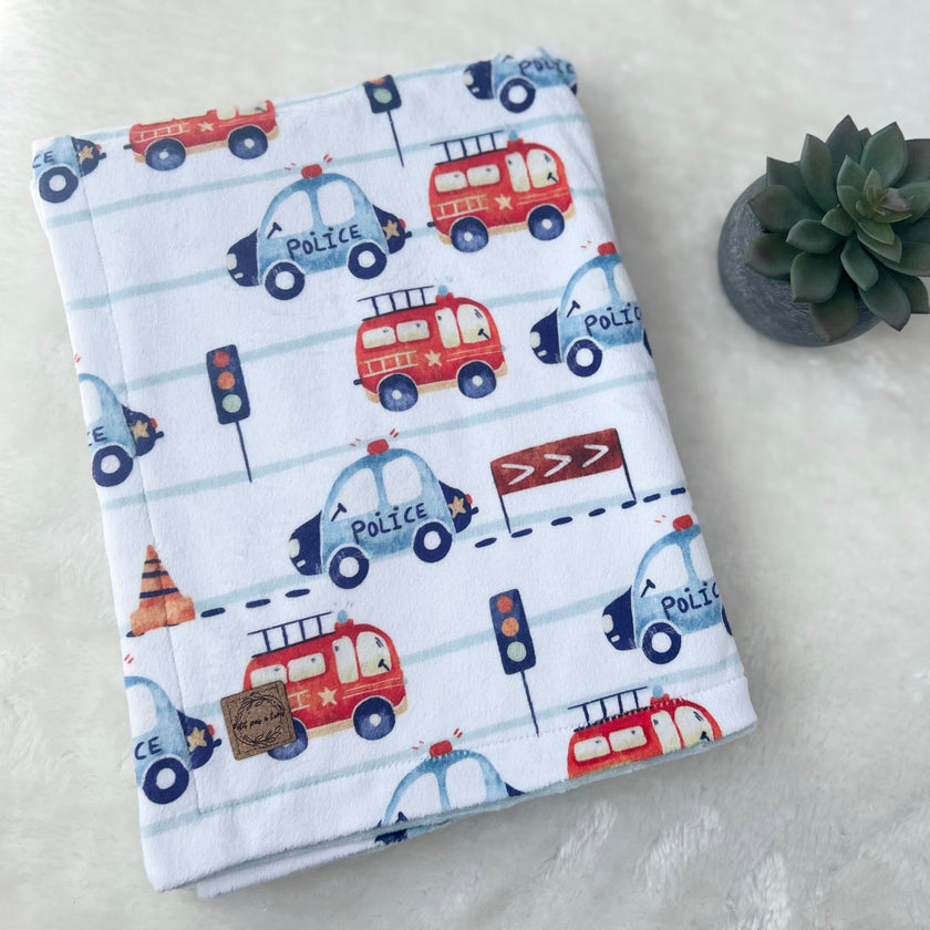 Couverture en minky - Véhicule d’urgence