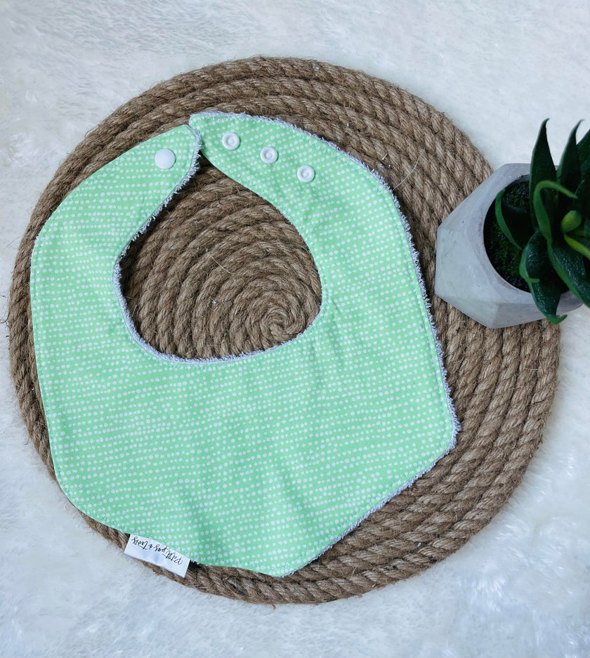 Bavoir évolutif - Picot fond vert lime