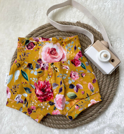 Short évolutive - Floral fond moutarde