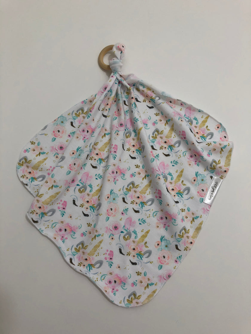Doudou hochet - Licorne