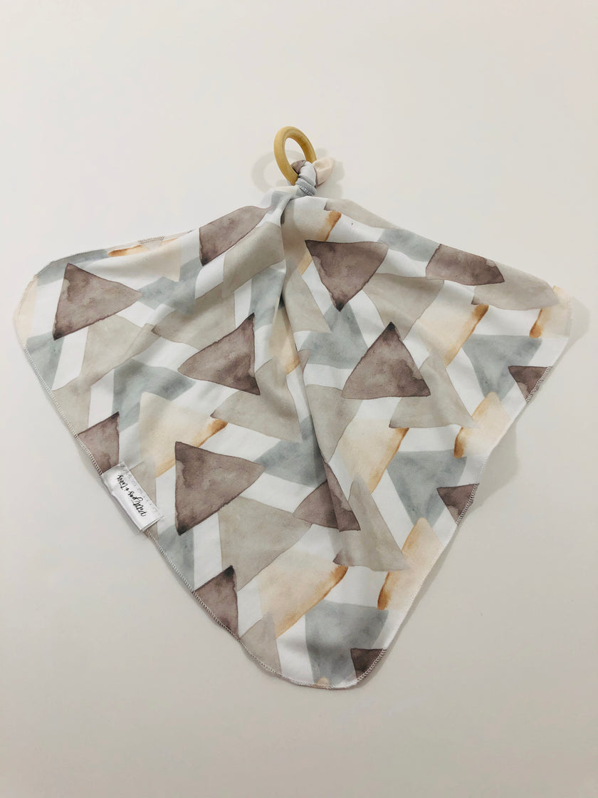 Doudou hochet - Triangle neutre