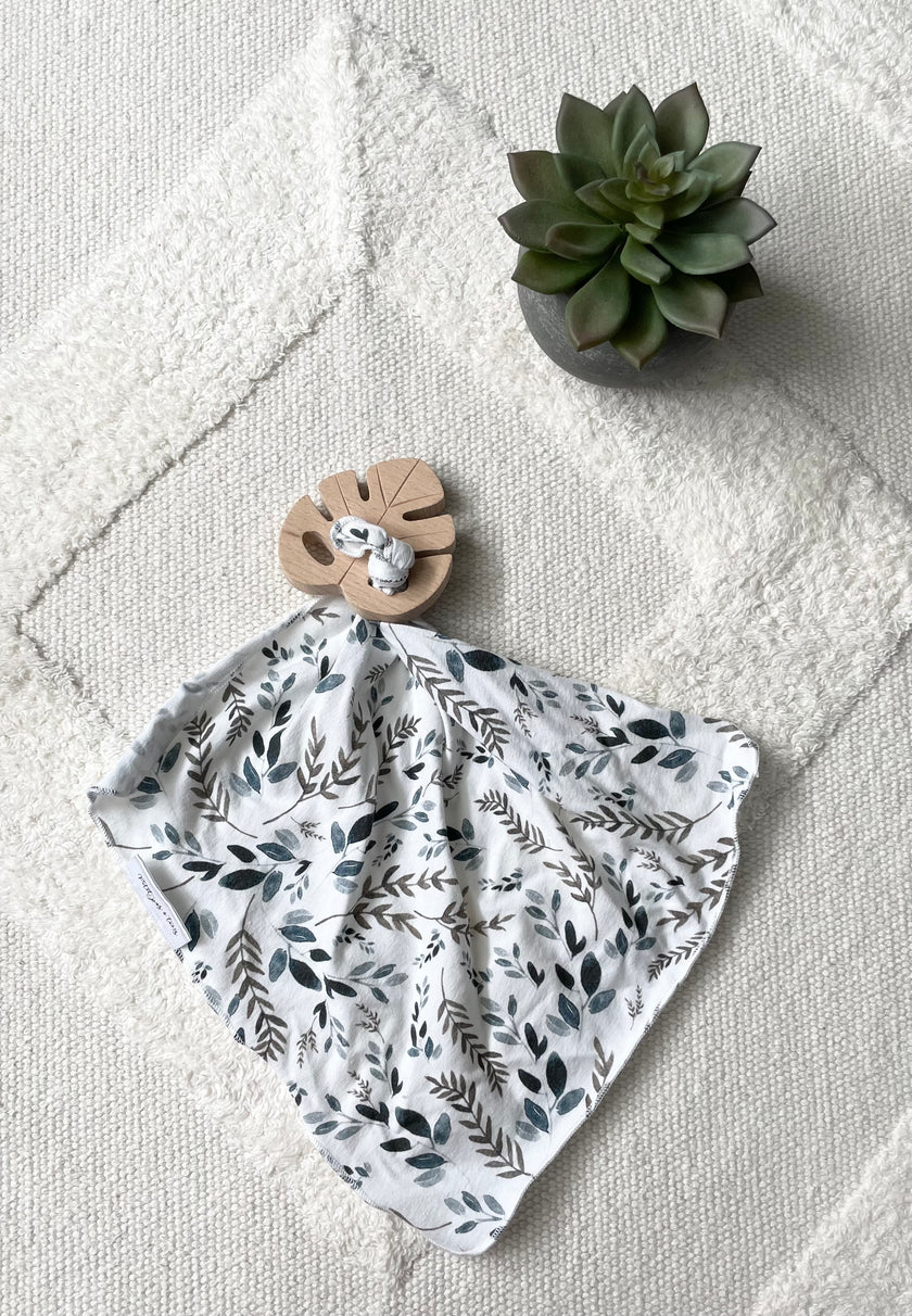 Doudou de dentition en coton organique - Feuillage bleu