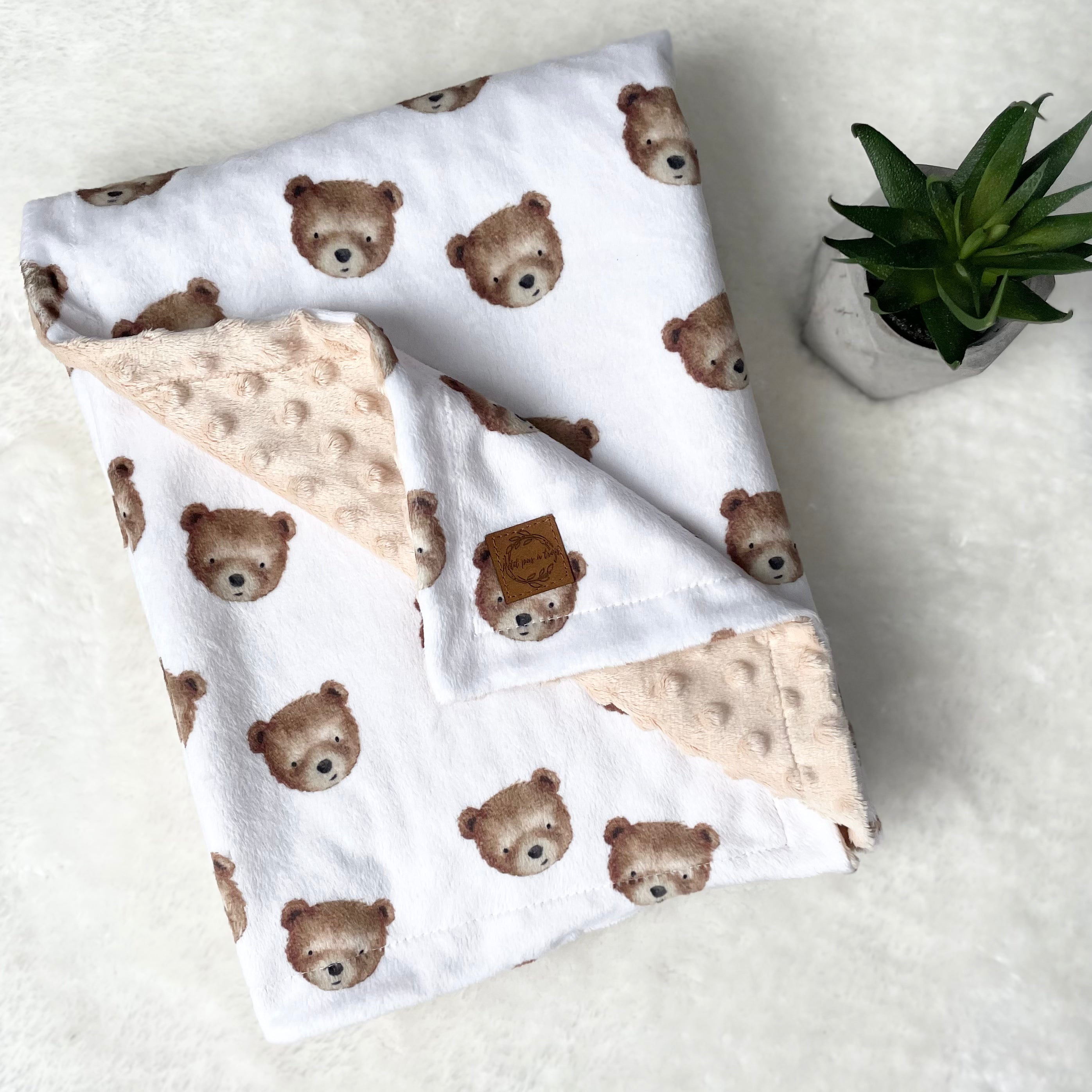 Couverture en minky - Teddy l’ourson