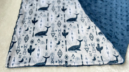 Couverture en minky - Baleine tribal