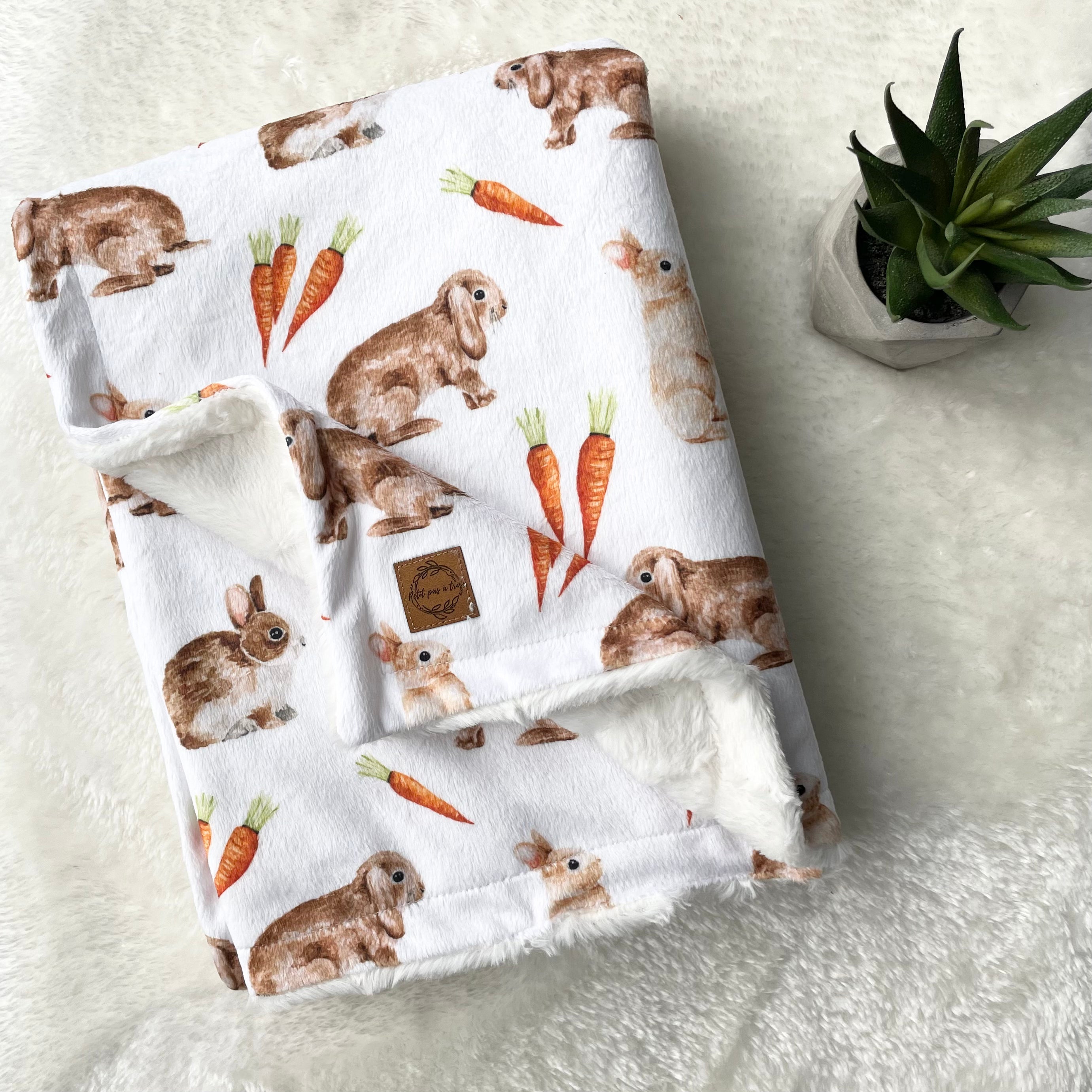 Couverture minky/fourrure - Petits lapins