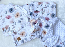 Charger l&#39;image dans la galerie, Ensemble parfait personnalisé pour bébé
